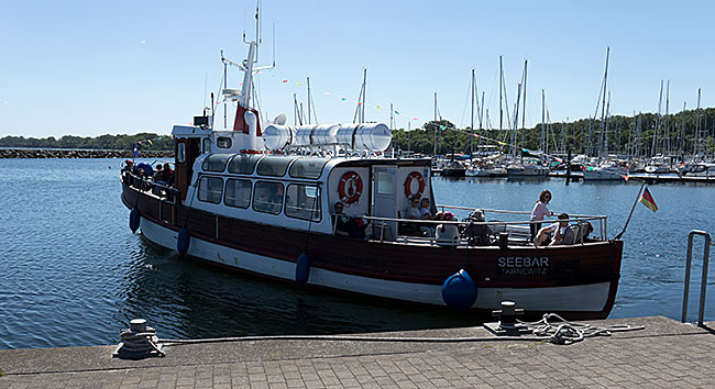Ostseebad Boltenhagen - historisches Ausflugsschiff Seebär in Tarnewitz