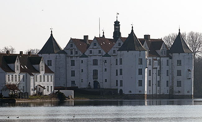 Schloss in Glücksburg - Bremen sehenswert - distant places
