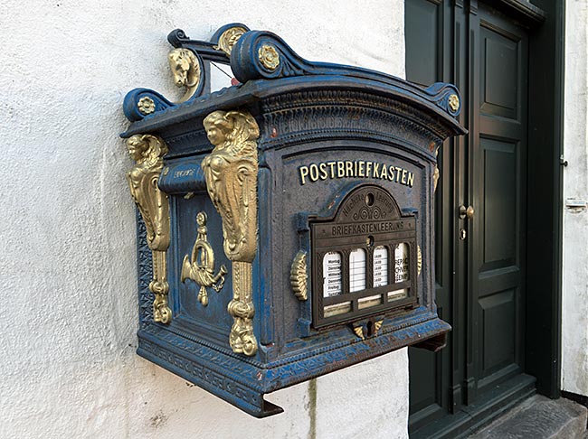 Schloss in Glücksburg, Briefkasten - Bremen sehenswert - distant places
