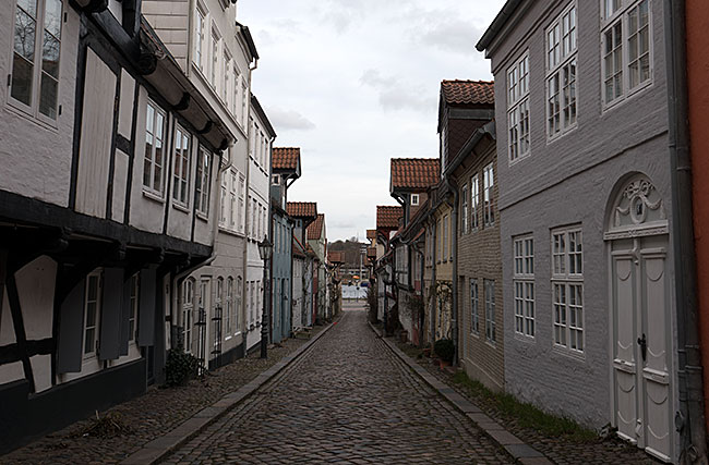 Oluf-Samson-Gang zwischen Norderstraße und Museumshafen in Flensburg - Bremen sehenswert - distant places