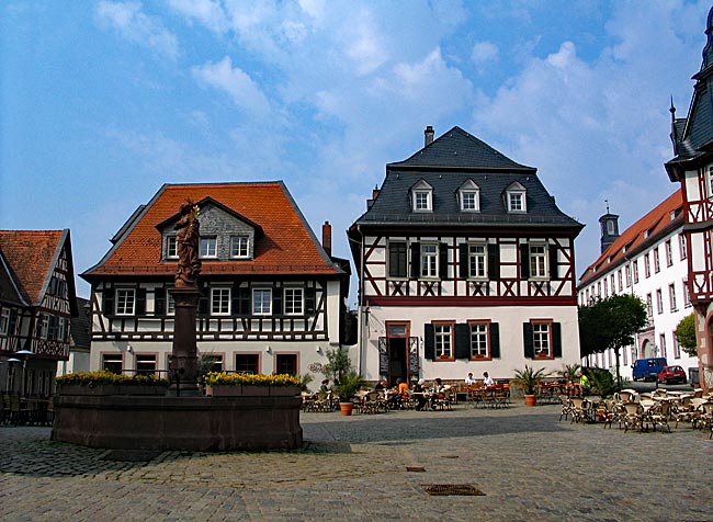 Heppenheim - At the grand market