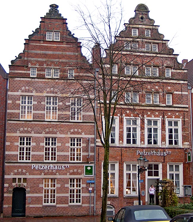 Emden - Merchant houses from the 16th Century in Pelzerstraße