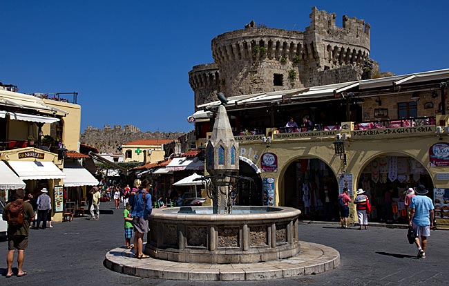 Rhodes Old Town - Ippokratou Square