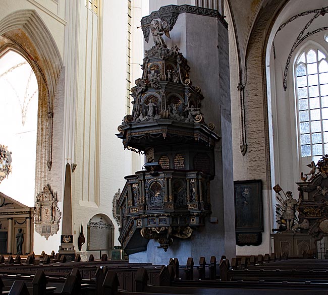 Rostock - St. Mary's Church - Renaissance pulpit