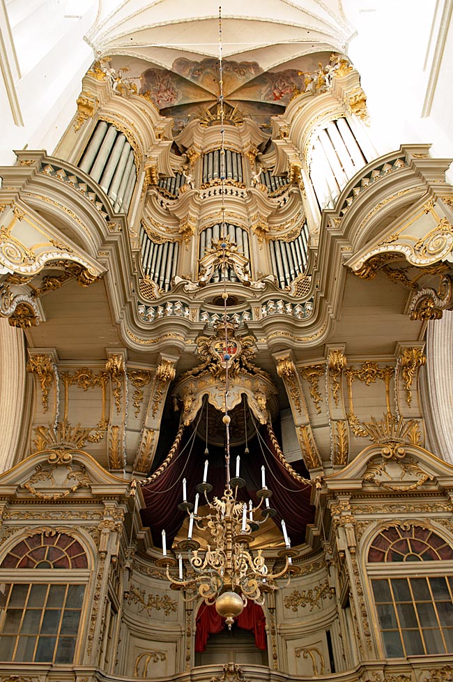 Rostock - St. Mary's Church - Organ with princely gallery