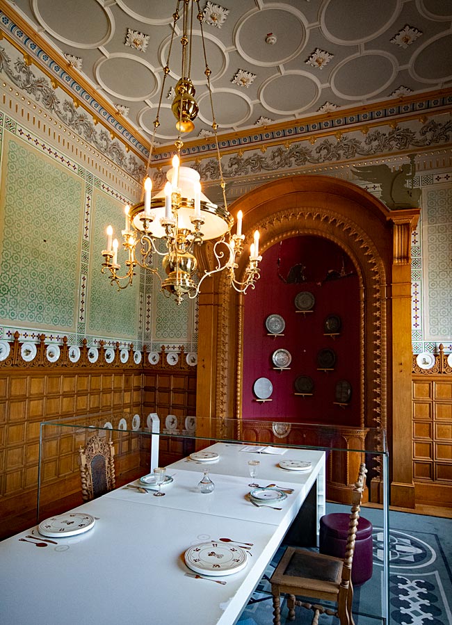 Rügen - The dining hall in Jagdschloss Granitz