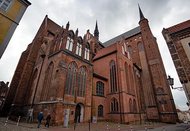 Wismar - Construction of St. Georgen Church took centuries