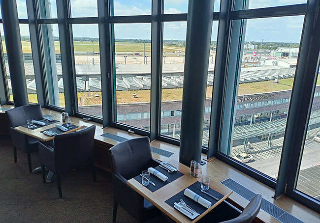 Restaurant at the airport - Bremen sehenswert