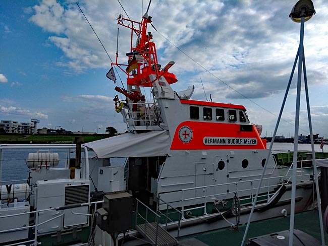 Bremerhaven - Seenotrettungskreuzer an der Geestemündung - Bremen sehenswert