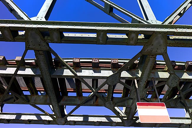 Eisenbahnbrücke über die Hamme - Moorexpress Bremen nach Stade