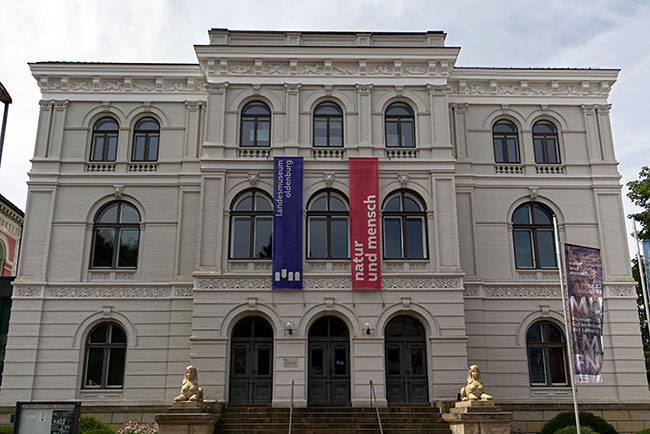 Oldenburg - Das 1836 eröffnete Landesmuseum für Natur und Mensch