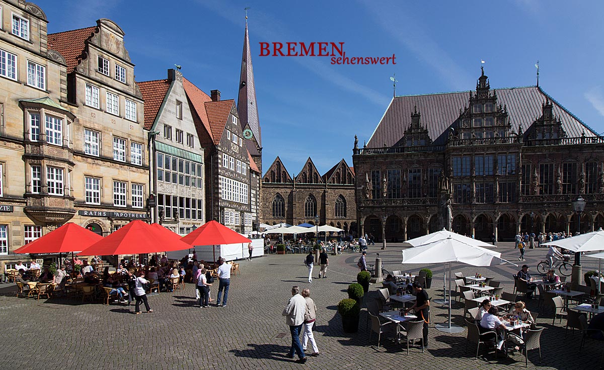 Martplatz mit UNESCO-Weltkulturerbe Rathaus und Roland - Bremen sehenswert